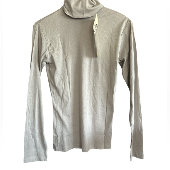 NWT Ethos Paris Turtleneck Women’s Top - Picture 2 of 4